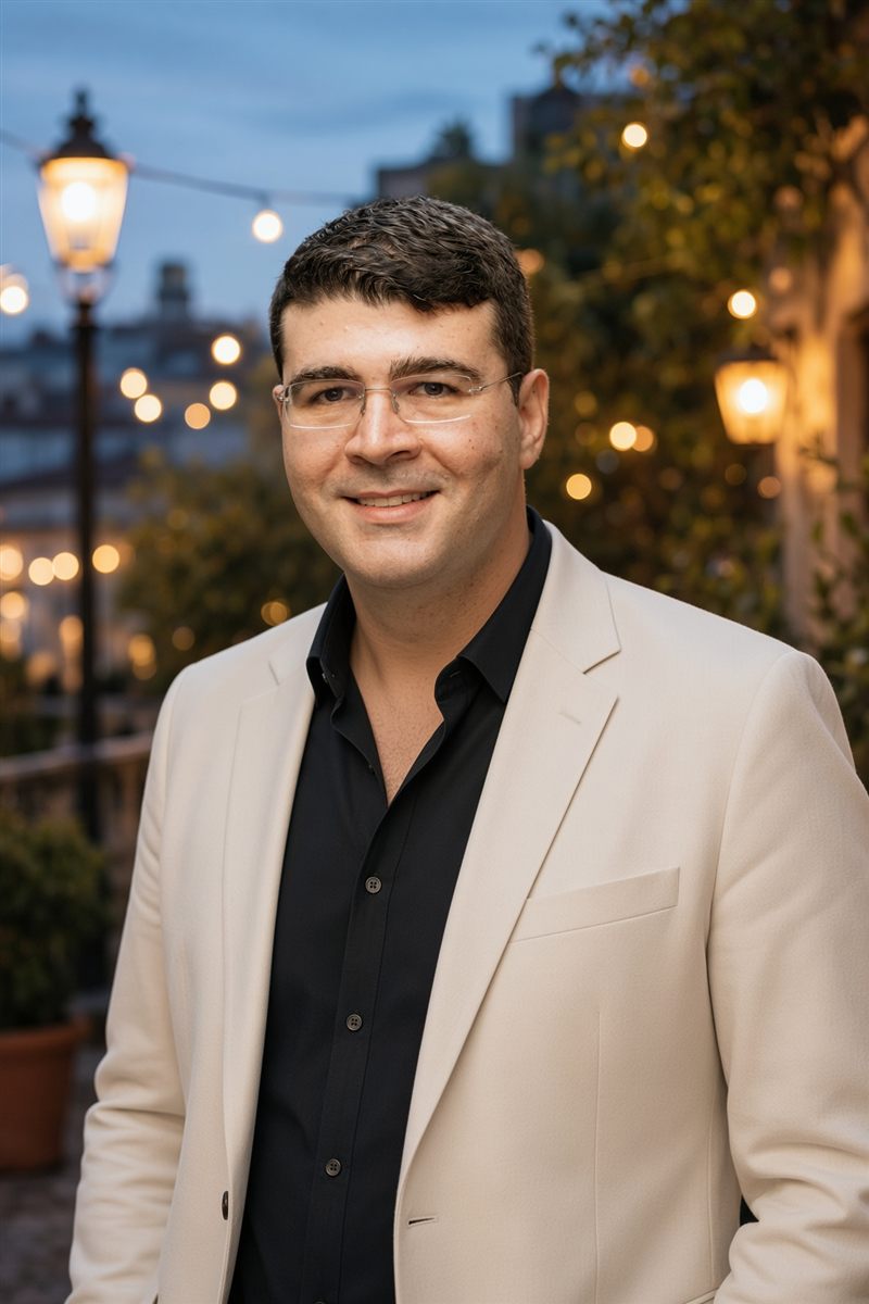 Portrait of Yorgos Kokolakis, SEM and SEO consultant based in Athens